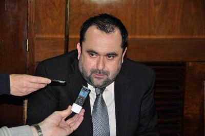 Ort�z dice que �no sorprendi� el pase al vernismo del intendente �Tato� Gonz�lez