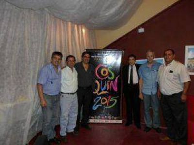 Rivera no va a la C�mara, pero pudo ir al Festival de Cosqu�n