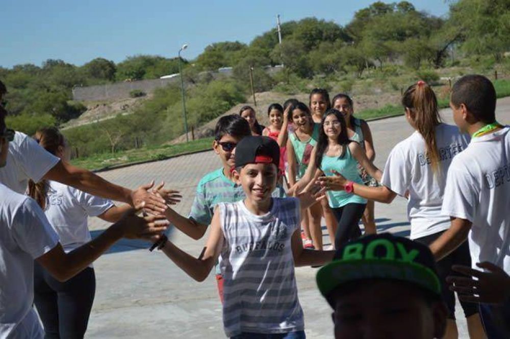 M�s de 15 escuelas del interior llegaron al CIIC