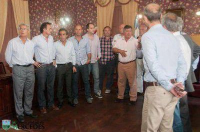 Intendentes del Frente Renovador, entre ellos de la regi�n, en Mercedes