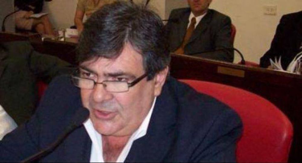 Peche le apunt� a Ayala: �No tenemos unidad por ambiciones personales�