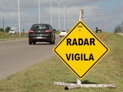 A mediados de febrero comenzarían las multas con radares fijos