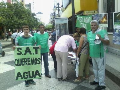 Manifestaron contra los cortes de agua
