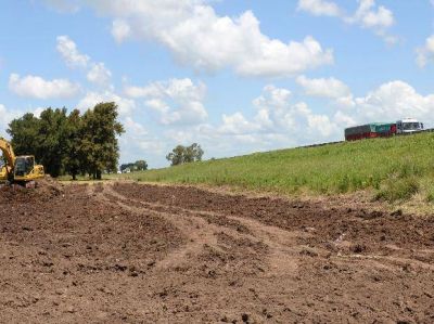 Inician obras de bajadas de la autopista a Puerto y Berm�dez
