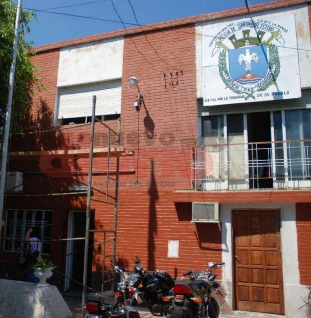 Una mujer atac� a su ex pareja y a su veh�culo