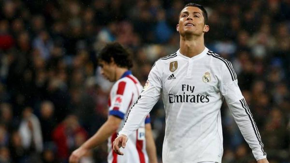 Cristiano est� desgastado, sufre por su separaci�n y encima se viene Messi
