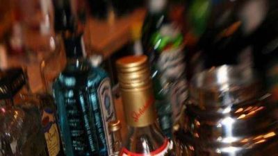 Durante el fin de semana, secuestraron m�s de 700 botellas de alcohol