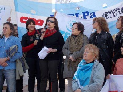 Utelpa reclam� la apertura de la paritaria