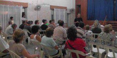 Pavimentaci�n: Reuni�n con vecinos de Mar�a Auxiliadora
