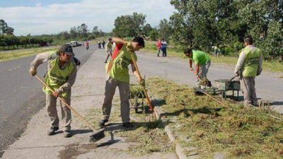 Alperovich resalt� el trabajo de limpieza en accesos a la capital tucumana