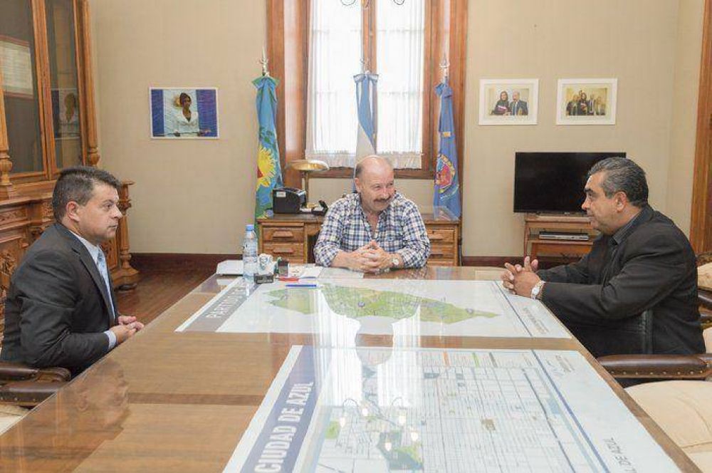 Inza se reuni� con el nuevo Jefe de la Polic�a Federal de Azul