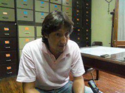 Vladimir Wuiovich: �Tiene que mejorar la situaci�n de los empleados municipales respecto al b�sico�