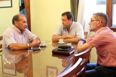 Weretilneck recibi� a autoridades del gremio minero AOMA