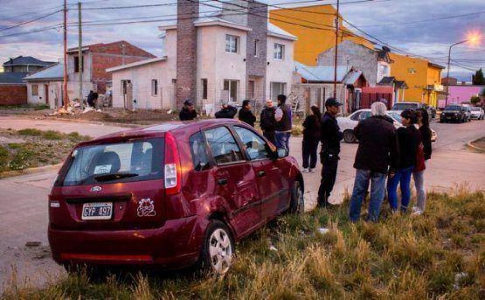 Fuerte choque deja importantes da�os