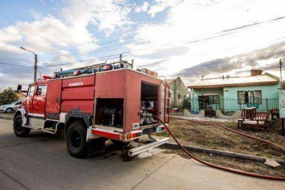 Desperfecto mec�nico en el termotanque provoc� un incendio