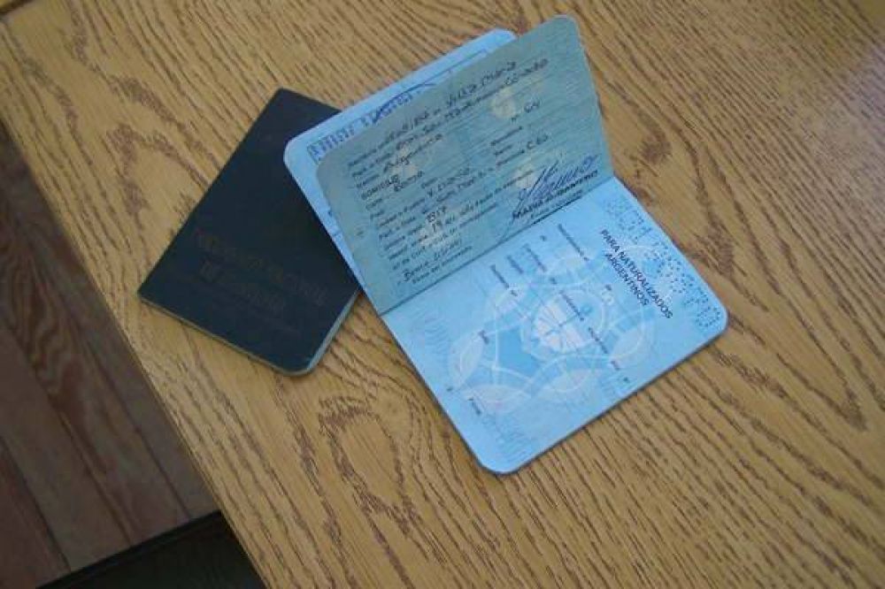 Por verg�enza, hay santiague�os que se cambian el apellido
