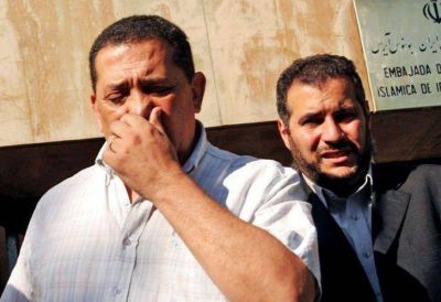 D�El�a: sin radio, 