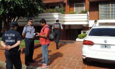 Tres delincuentes armados amenazaron a una pareja de ancianos dentro de su casa