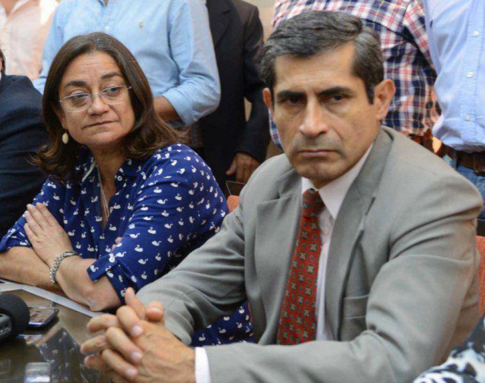 Buscan alternativas para cubrir cargos sin alterar el presupuesto 2014