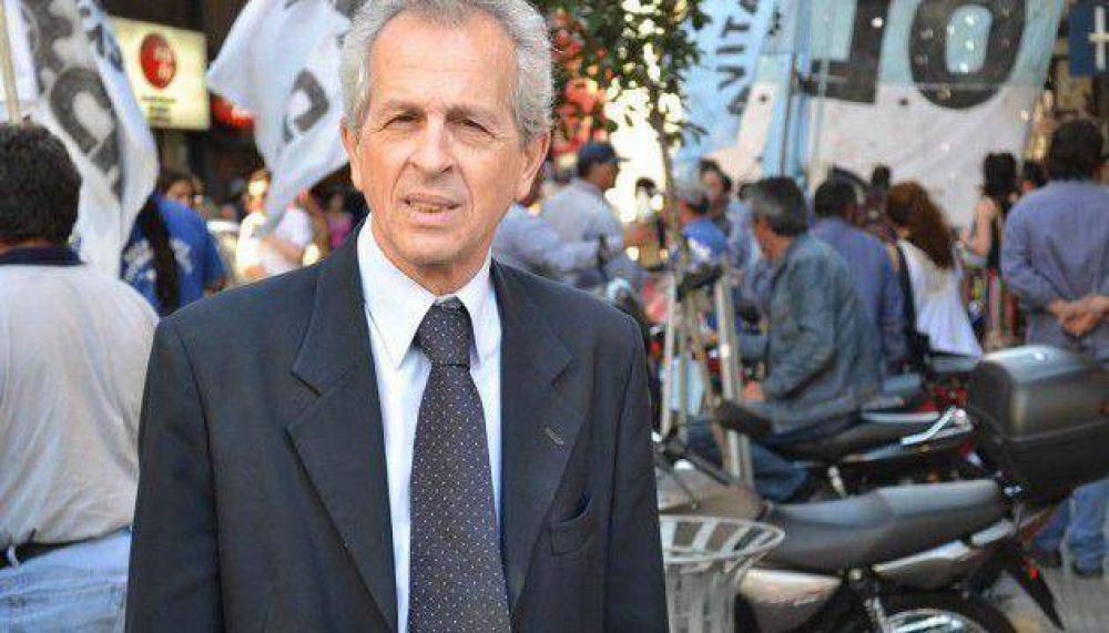 Zamora se anota en la lista de candidatos a jefe de Gobierno