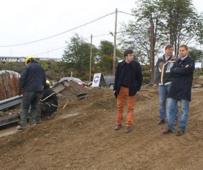 Plan de Pavimentaci�n: Sciurano recorri� los avances en la ciudad 