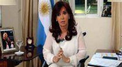 Urribarri carg� contra Bullrich en Twitter y banc� a CFK