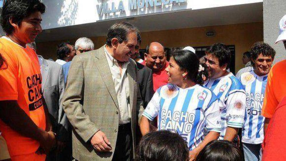 Alperovich gestionar� fondos ante Naci�n para obras p�blicas