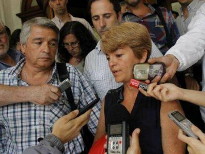 Sin grandes novedades, se llev� a cabo una nueva reuni�n entre docentes y la provincia