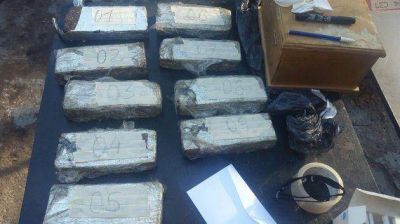La Polic�a secuestr� 6 kilos de marihuana y 74 dosis de LSD