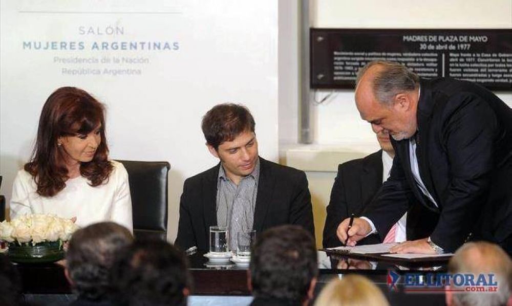 Colombi firma refinanciaci�n de pasivos y reclama a Naci�n �soluci�n de fondo�