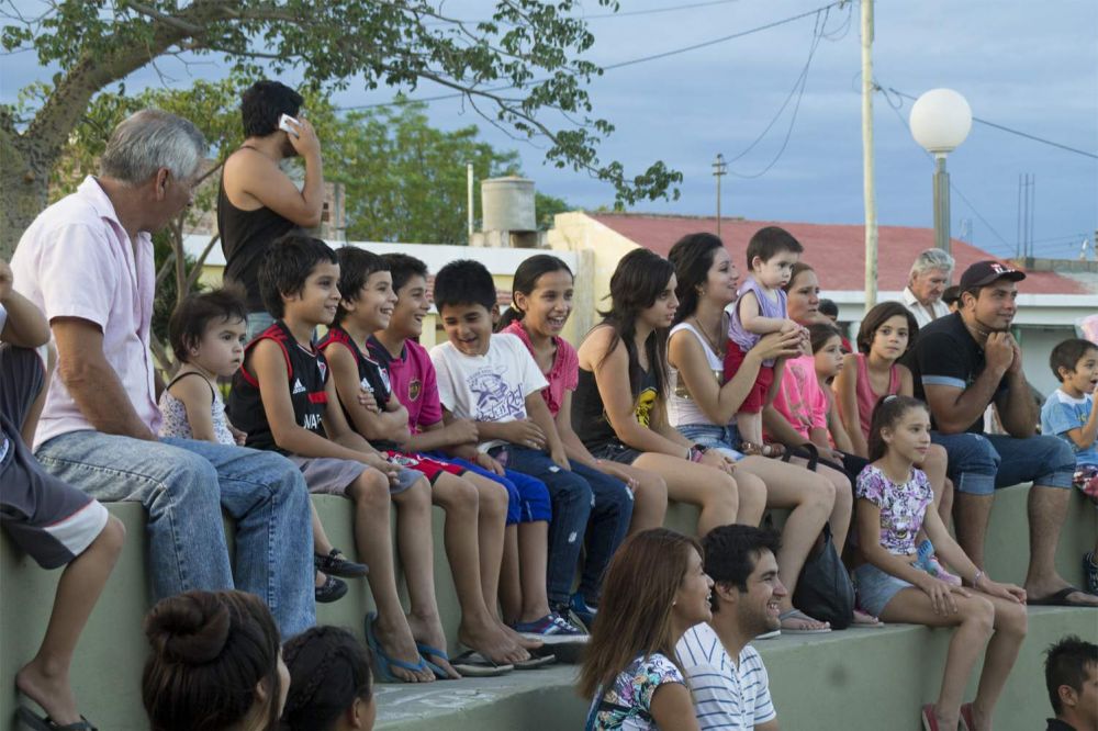 �Viva la Plaza� visitar� el B� Eva Per�n
