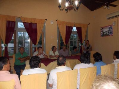 La mesa pol�tica del FPV de Andalgal� se reuni� con Corpacci