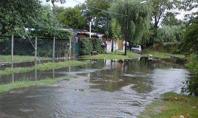 La lluvia volvi� a complicar a las calles