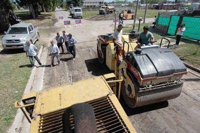 Avanza la obra de pavimentaci�n en Don Emilio
