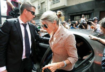 Arroyo Salgado en el adi�s a Nisman: 