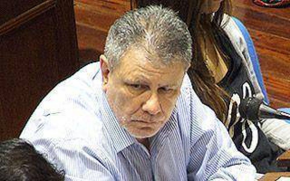 Degli Innocenti consider� �necesario que pase a Provincia� el Wilde
