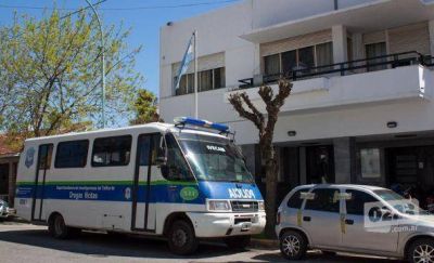 Allanamientos, una detenida y dos demorados por venta de droga