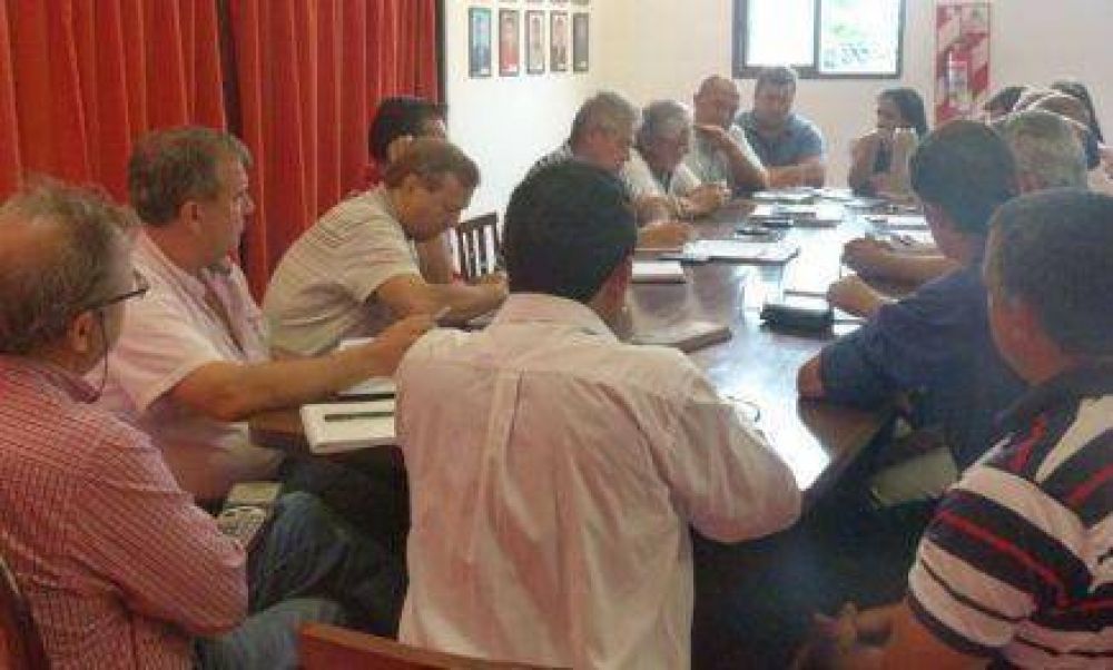 Tabaco: Plantadores formalizaron pedido de aumento del 35% en el precio