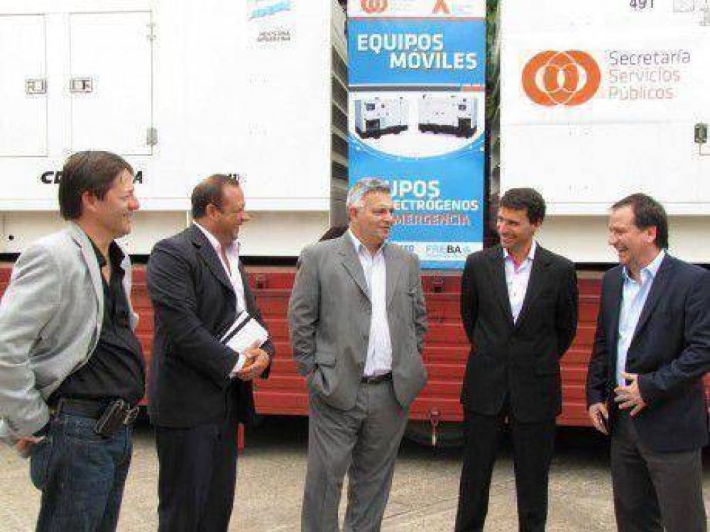 Equipos de energ�a m�vil: fueron supervisados por Laporta y el Intendente de Chacabuco