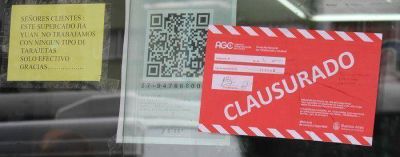 La AGC cerr� cuatro supermercados chinos en Caballito