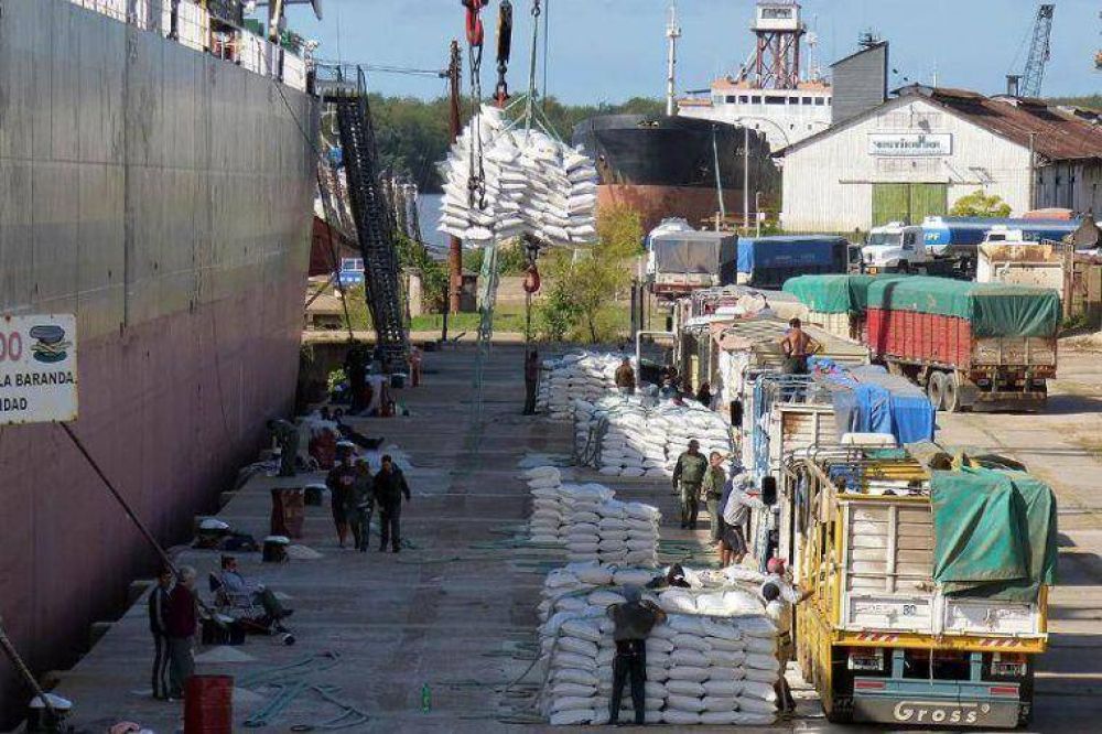 Duro reclamo del intendente de Concepci�n por el dragado del r�o Uruguay