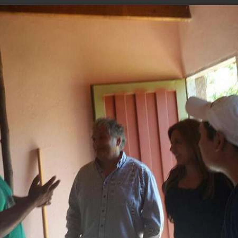 Dirigentes del bosettismo entregaron mejoramiento en el interior