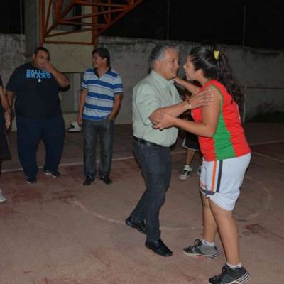 Bosetti anunci� mejoramientos de la infraestructura deportiva del Club Guemes