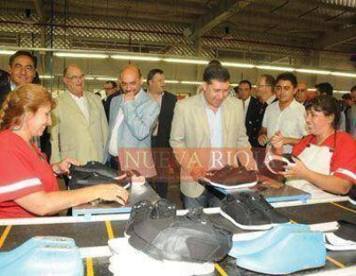 Puma inaugur� la ampliaci�n de su planta en el Parque Industrial