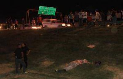Ruta 40: una combi arroll� y mat� a un adolescente