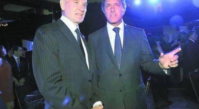 Ahora, De Narv�ez hace campa�a contra Scioli: �Le duplicamos el presupuesto y no resuelve nada�
