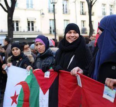 El interrogatorio de un chico aviva en Francia el fantasma de la islamofobia