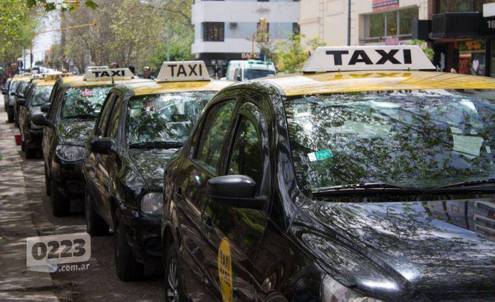 Turismo gasolero: toman taxi, pero no pagan m�s de $30