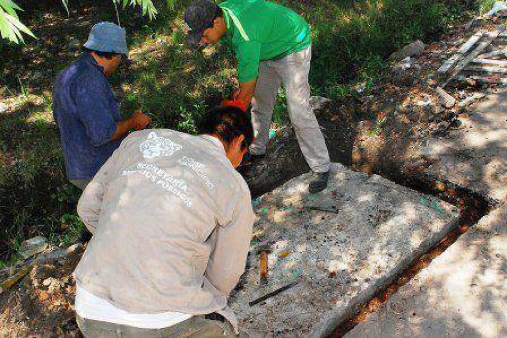 Instalan nuevas c�maras de desag�e en Bancalari 