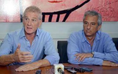 De Narv�ez carg� contra Scioli en su visita a Olavarr�a